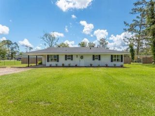 Foreclosed Home - 3230 MYRTLE SPRINGS RD, 70669