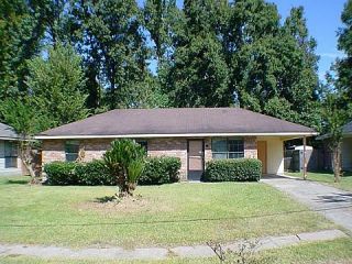 Foreclosed Home - 2707 S MAGNOLIA DR, 70714