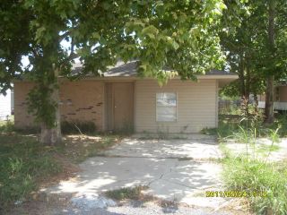 Foreclosed Home - 5248 GALAXY BLVD, 70725