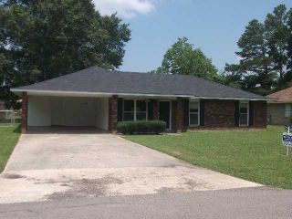 Foreclosed Home - 2155 CONNIE DR, 70726