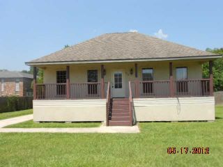 Foreclosed Home - 819 MELVILLE ST, 70726