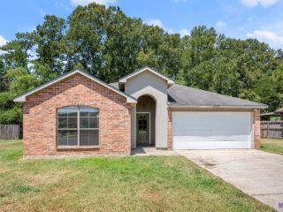Foreclosed Home - 25937 STONEHENGE DR, 70726