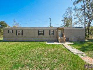 Foreclosed Home - 21565 WALKER SOUTH RD, 70726
