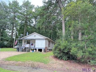 Foreclosed Home - 8112 W LAKESHORE DR, 70730