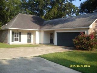 Foreclosed Home - 2319S S EDWARD AVE, 70737