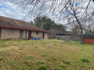 Foreclosed Home - 1519 S SANDRA AVE, 70737