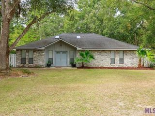 Foreclosed Home - 15049 PINECREST ST, 70737