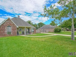Foreclosed Home - 13208 DAVID LEE DR, 70785