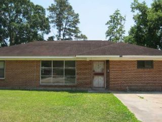 Foreclosed Home - 4524 SAINT KATHERINE AVE, 70805