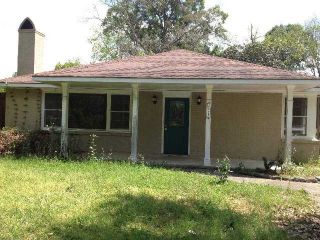Foreclosed Home - 2032 ELISSALDE ST, 70808