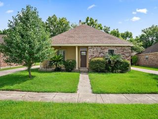Foreclosed Home - 9565 OLD HERMITAGE PKWY, 70810
