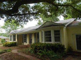 Foreclosed Home - 9095 WYNNEWOOD ST, 70815