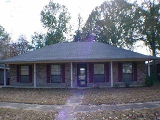 Foreclosed Home - 12012 COMAL AVE, 70816