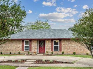Foreclosed Home - 5810 FREDERICK DR, 70817