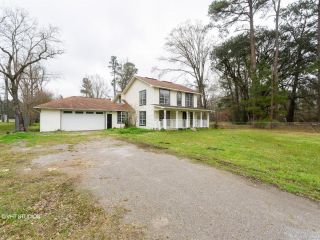 Foreclosed Home - 12815 Gurney Road, 70818