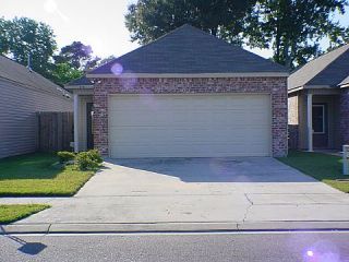 Foreclosed Home - 874 WATERTON CT, 70819