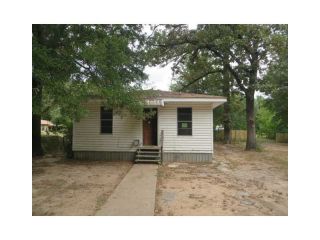 Foreclosed Home - 798 W 72nd St, 71106