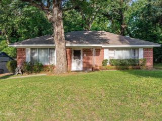 Foreclosed Home - 1506 GLEN AVE, 71109