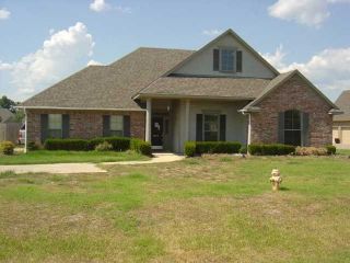 Foreclosed Home - 807 BRITTANY LN, 71111