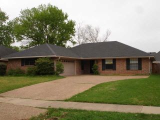 Foreclosed Home - 10012 VILLAGE GREEN DR, 71115