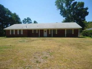 Foreclosed Home - 5801 DIANNE ST, 71119