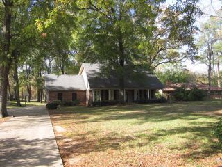 Foreclosed Home - 3010 PINES RD, 71119