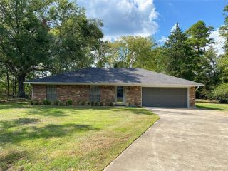 Foreclosed Home - 4300 COLONIAL DR, 71119
