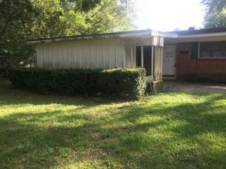 Foreclosed Home - 610 Lakeshore Dr, 71203