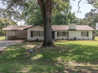 Foreclosed Home - 500 MCCAIN DR, 71203