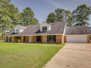 Foreclosed Home - 430 PINE HILLS DR, 71225