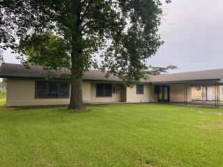 Foreclosed Home - 371 Hwy 880, 71263