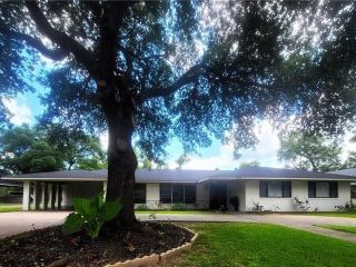 Foreclosed Home - 1704 FULTON DR, 71301