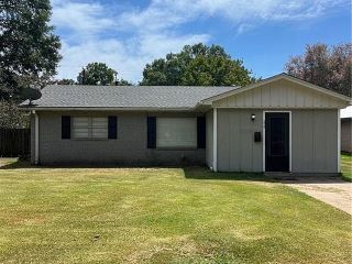 Foreclosed Home - 1820 CLOVER LN, 71301
