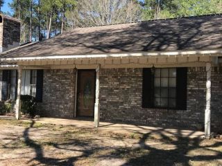 Foreclosed Home - 68 SHAMROCK RD, 71462