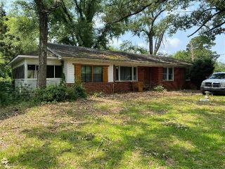 Foreclosed Home - List 100753108