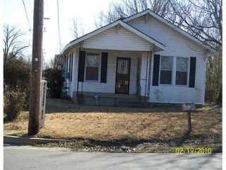 Foreclosed Home - 2500 W PULLEN ST, 71601
