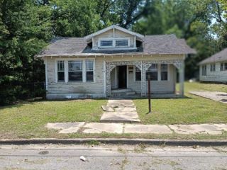 Foreclosed Home - 706 W 12TH AVE, 71601