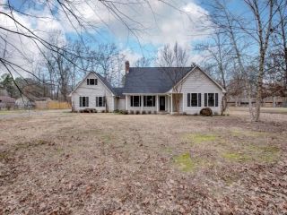 Foreclosed Home - 101 MYRA AVE, 71602