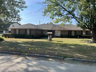 Foreclosed Home - 8 LAKEWOOD LN, 71603