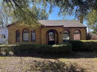 Foreclosed Home - List 101294011