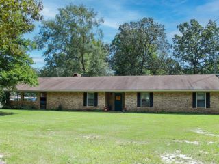Foreclosed Home - 4119 NICK SPRINGS RD, 71730
