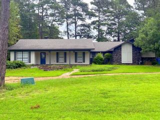 Foreclosed Home - 75 CHINQUEPIN DR, 71753