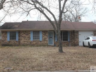 Foreclosed Home - List 100579108
