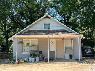 Foreclosed Home - 1103 GRIM ST, 71854