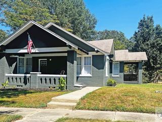 Foreclosed Home - 1300 GRAND AVE, 71854