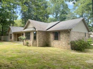 Foreclosed Home - 2918 DENISE DR, 72015