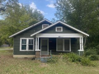 Foreclosed Home - 301 NE 3RD ST, 72022