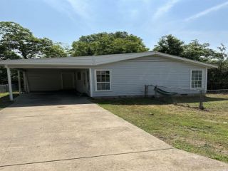 Foreclosed Home - 203 N 6TH ST, 72023