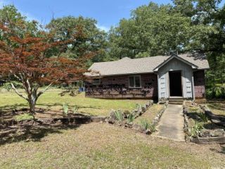 Foreclosed Home - 961 HIGHWAY 16 E, 72031