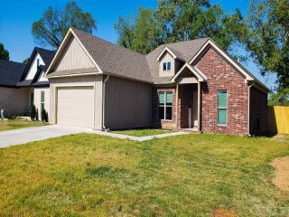 Foreclosed Home - 3 CLOVER LEAF LN, 72058
